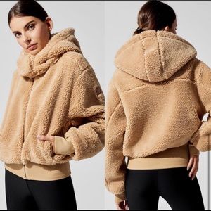 Alo Camel Foxy Sherpa Coat